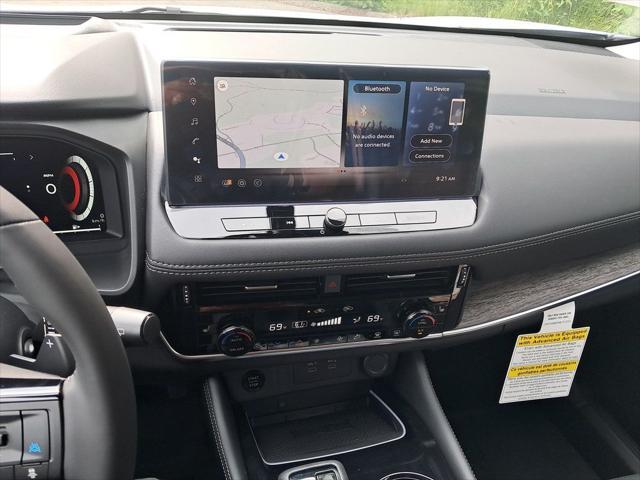 new 2025 Nissan Rogue car, priced at $44,235