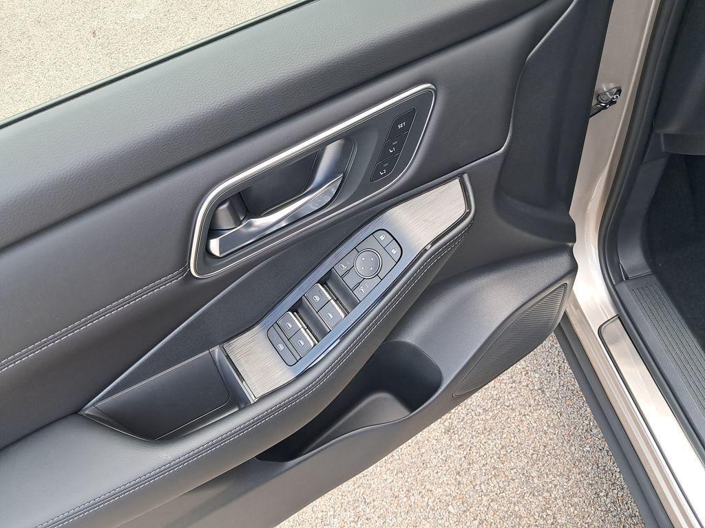 new 2026 Nissan Rogue car, priced at $43,805