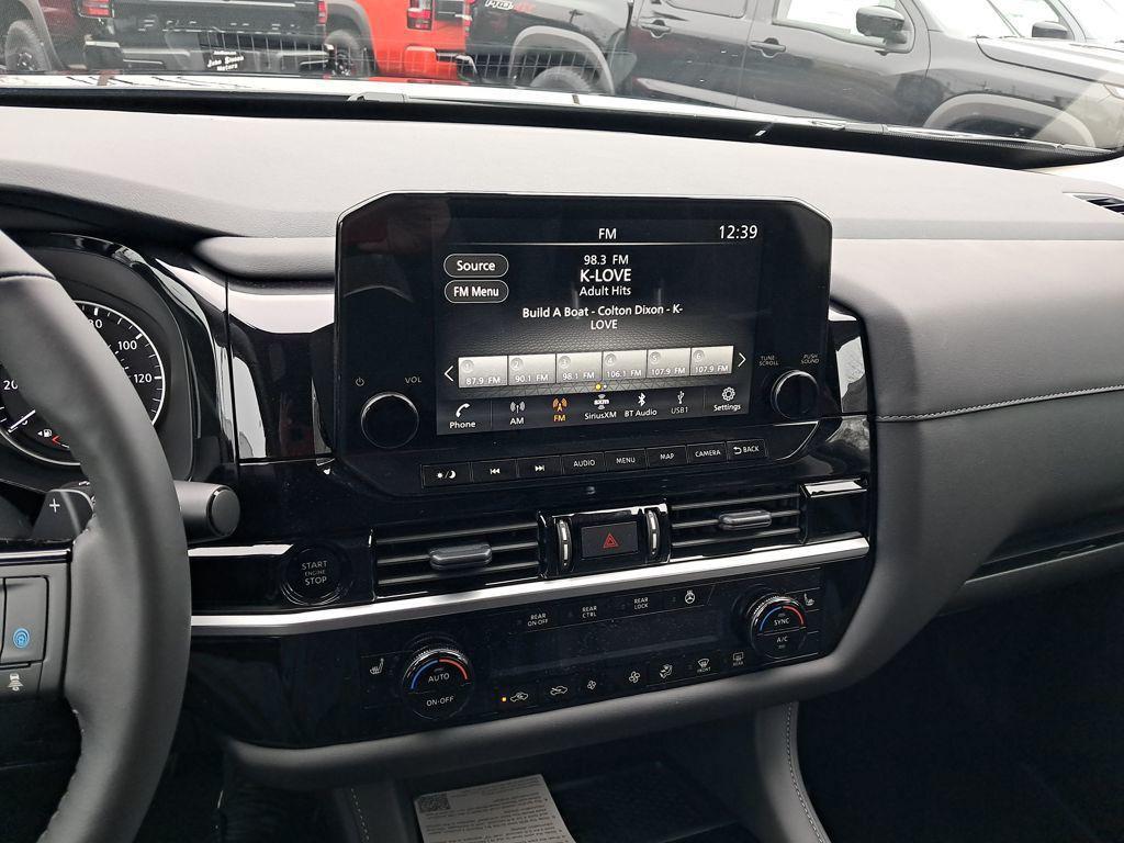 new 2025 Nissan Pathfinder car, priced at $40,529