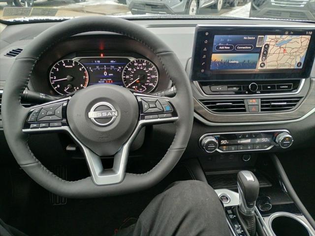 new 2025 Nissan Altima car, priced at $35,286