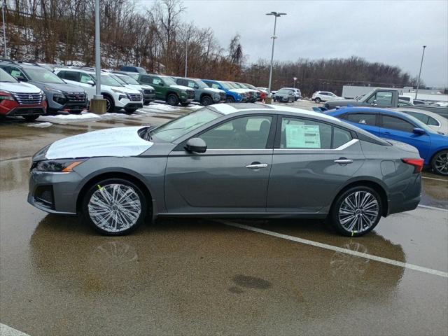 new 2025 Nissan Altima car, priced at $35,286