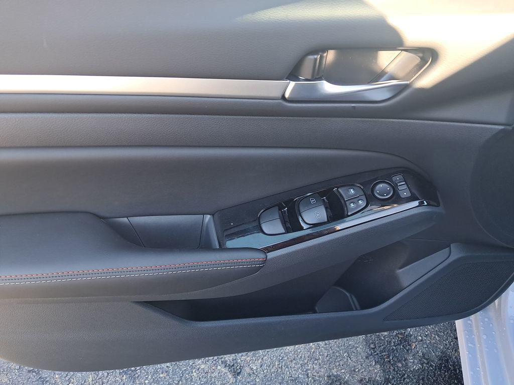 new 2025 Nissan Altima car, priced at $32,681