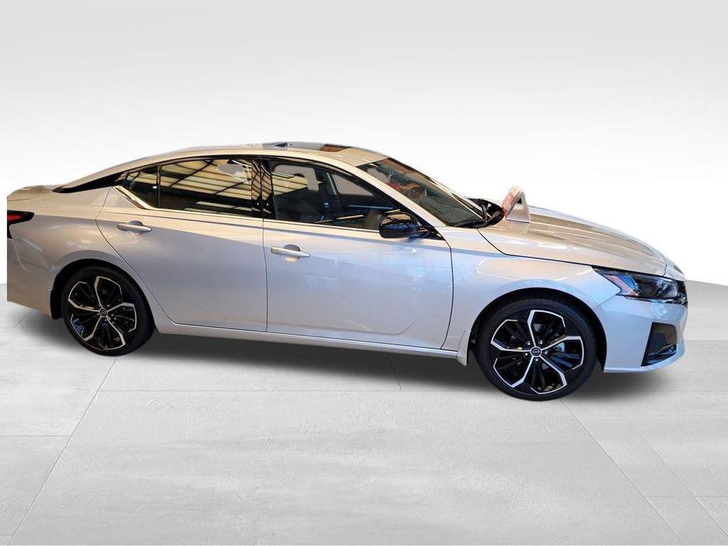 new 2025 Nissan Altima car, priced at $31,241