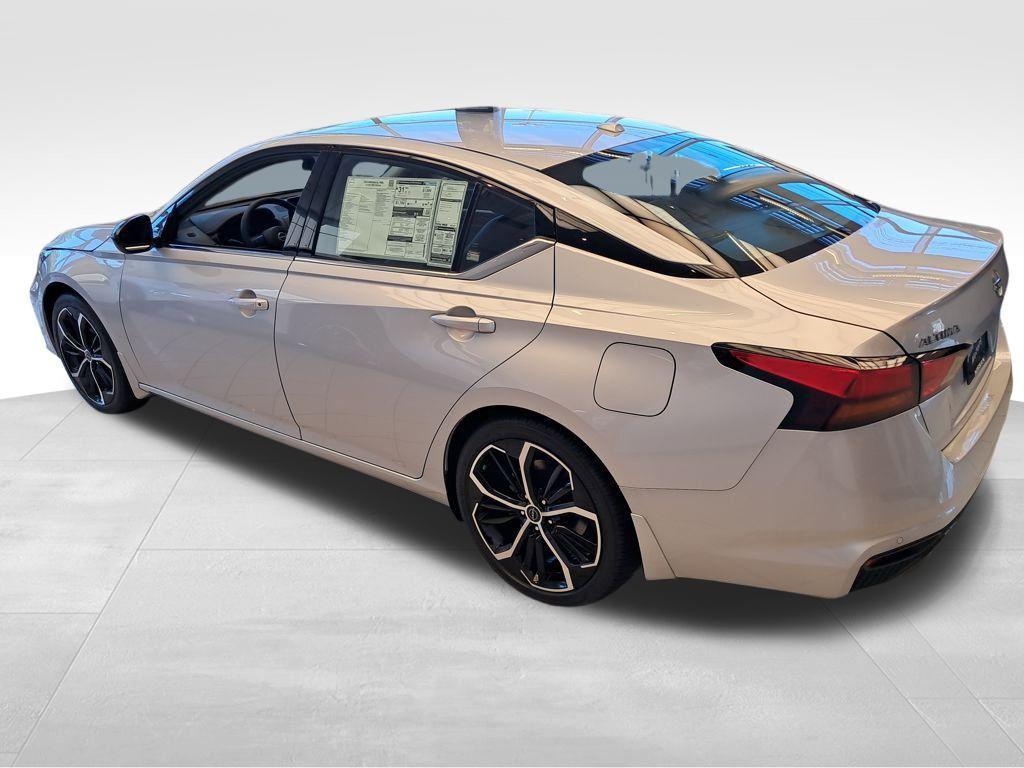 new 2025 Nissan Altima car, priced at $31,241