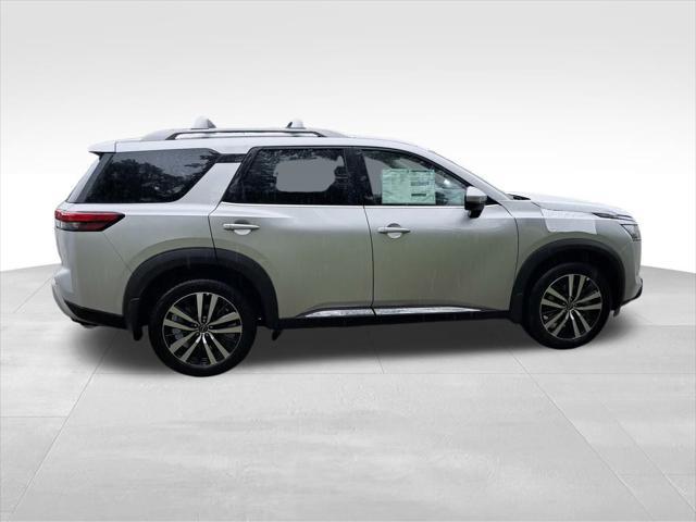 new 2025 Nissan Pathfinder car, priced at $54,035