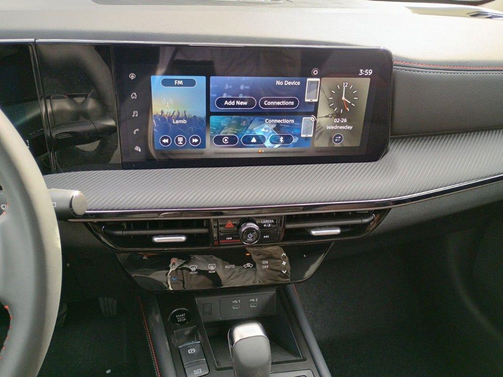 new 2025 Nissan Kicks car, priced at $29,569