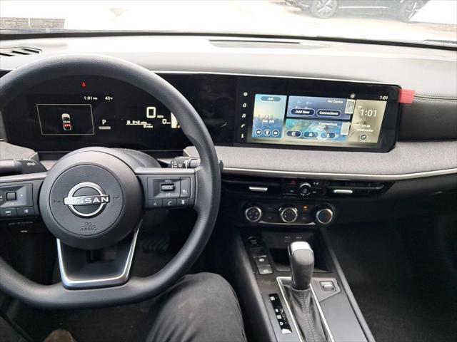 new 2025 Nissan Kicks car, priced at $25,046
