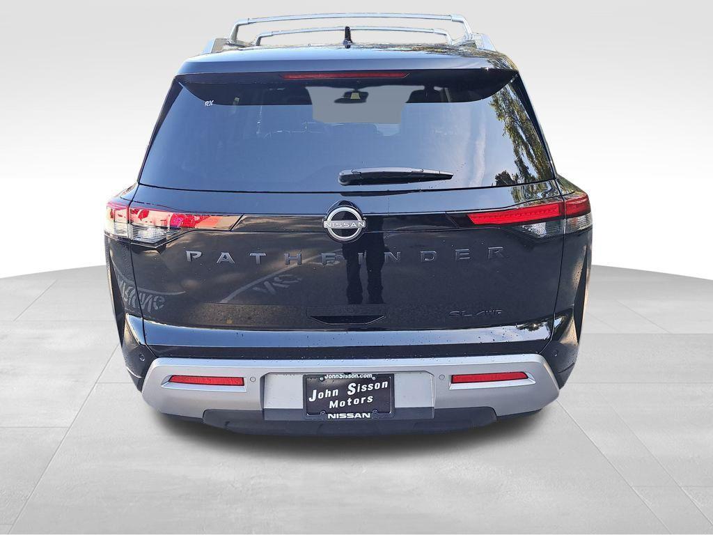 new 2025 Nissan Pathfinder car, priced at $38,269