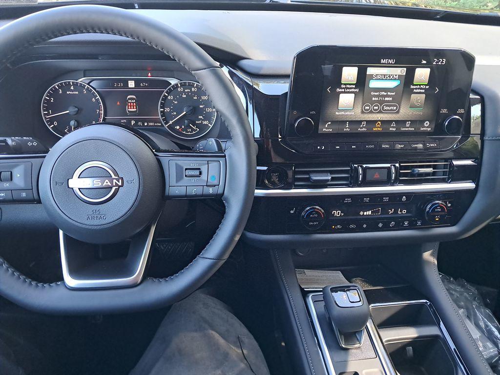 new 2025 Nissan Pathfinder car, priced at $38,269