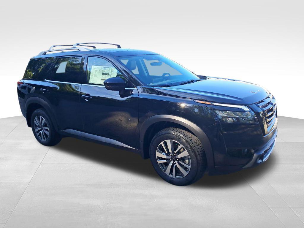 new 2025 Nissan Pathfinder car, priced at $38,269