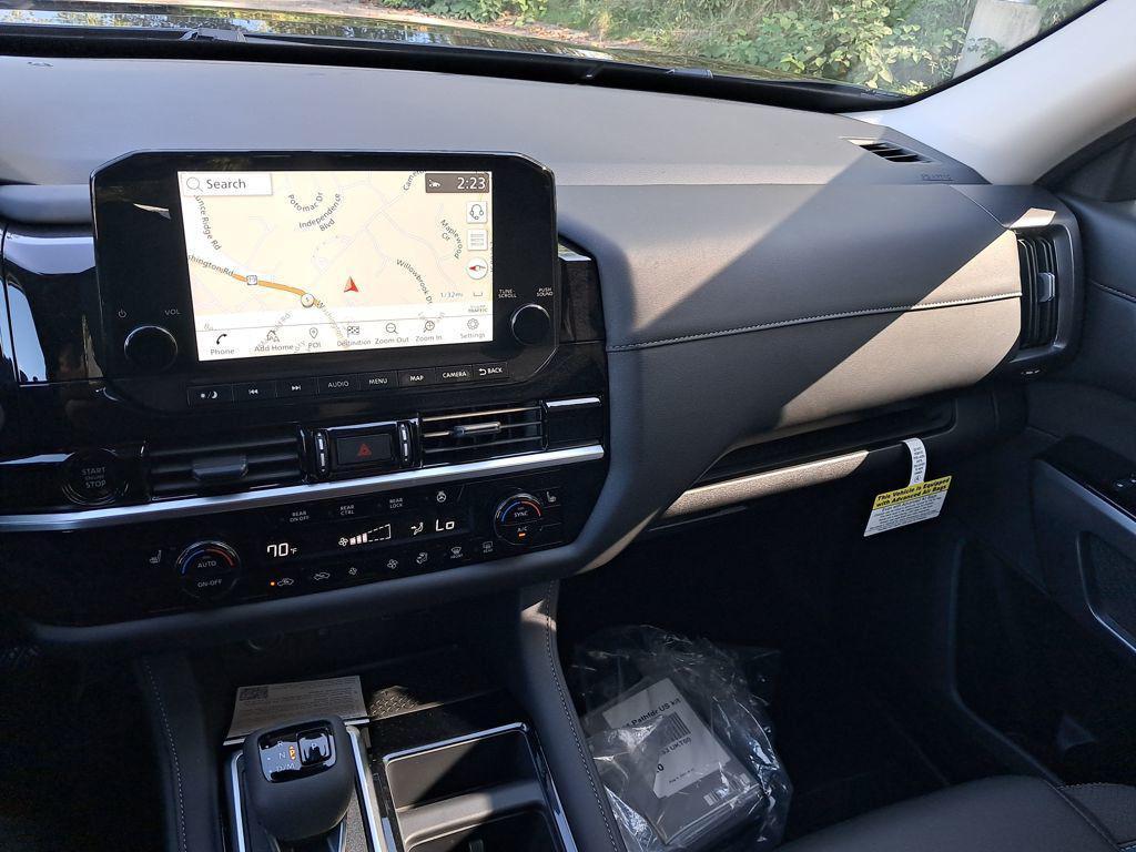 new 2025 Nissan Pathfinder car, priced at $38,269