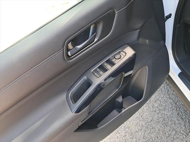 new 2025 Nissan Pathfinder car, priced at $43,569