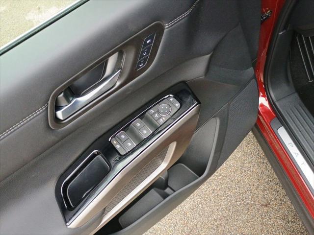 new 2025 Nissan Pathfinder car, priced at $51,287