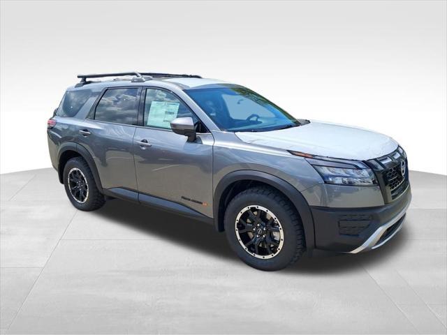 new 2025 Nissan Pathfinder car, priced at $43,961
