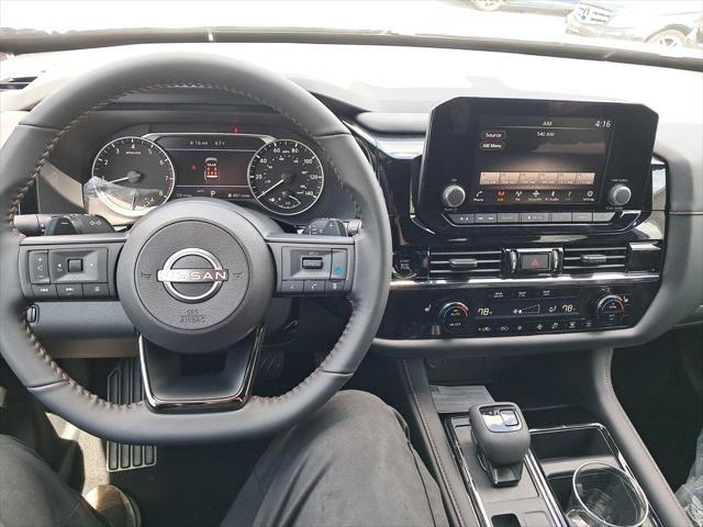 new 2025 Nissan Pathfinder car, priced at $43,961