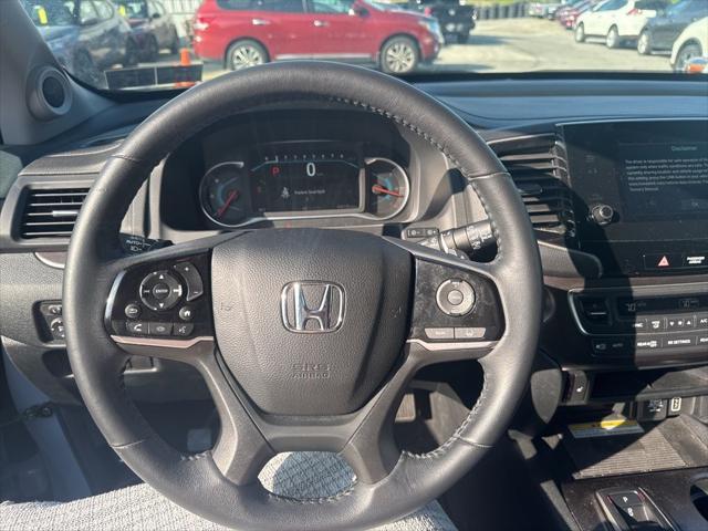 used 2022 Honda Pilot car, priced at $33,186