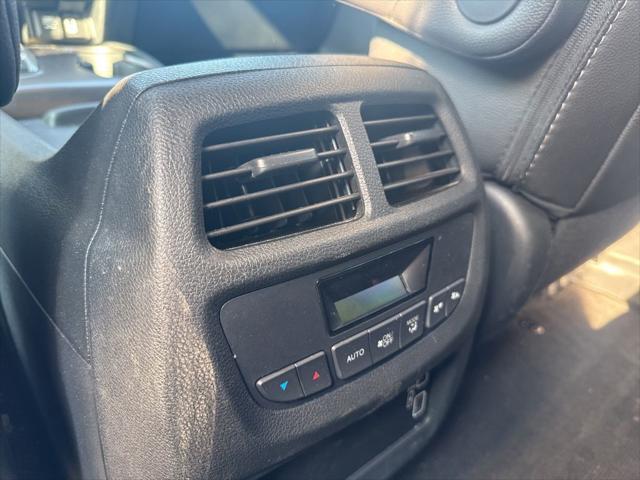 used 2022 Honda Pilot car, priced at $33,186