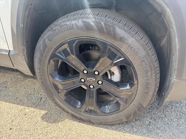 used 2025 Chevrolet Equinox car, priced at $32,298