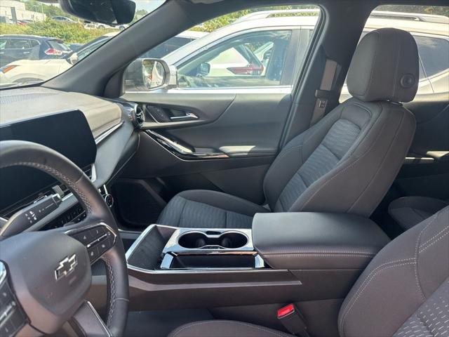used 2025 Chevrolet Equinox car, priced at $32,298