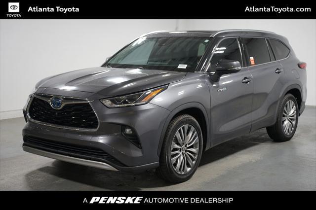 used 2021 Toyota Highlander Hybrid car, priced at $34,980