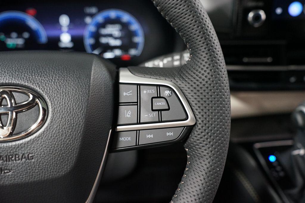 new 2026 Toyota Sienna car, priced at $64,402