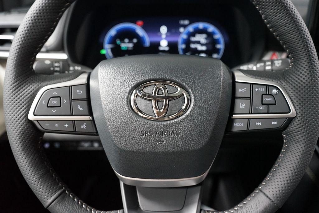 new 2026 Toyota Sienna car, priced at $64,402