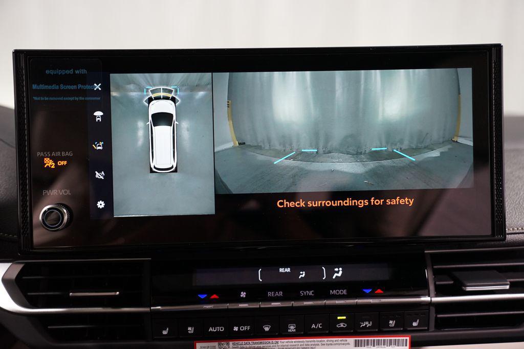 new 2026 Toyota Sienna car, priced at $64,402