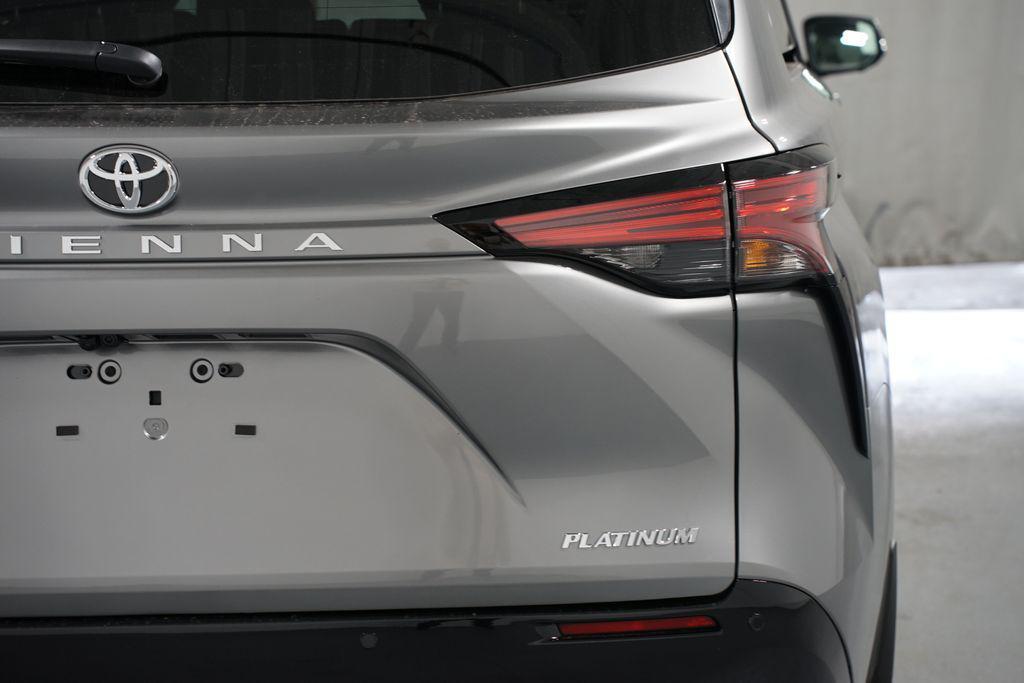 new 2026 Toyota Sienna car, priced at $64,402