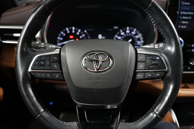 used 2021 Toyota Highlander car, priced at $33,480