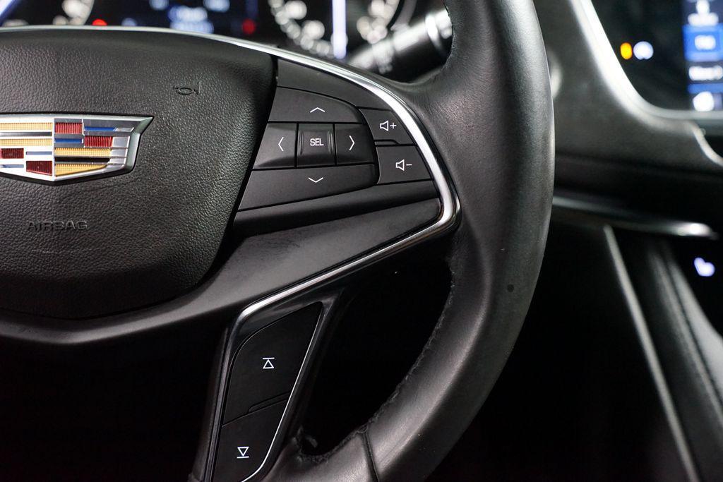 used 2020 Cadillac XT5 car, priced at $18,980