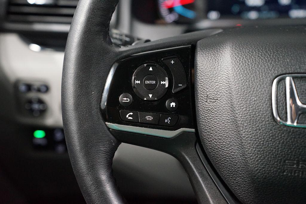used 2021 Honda Pilot car, priced at $31,980
