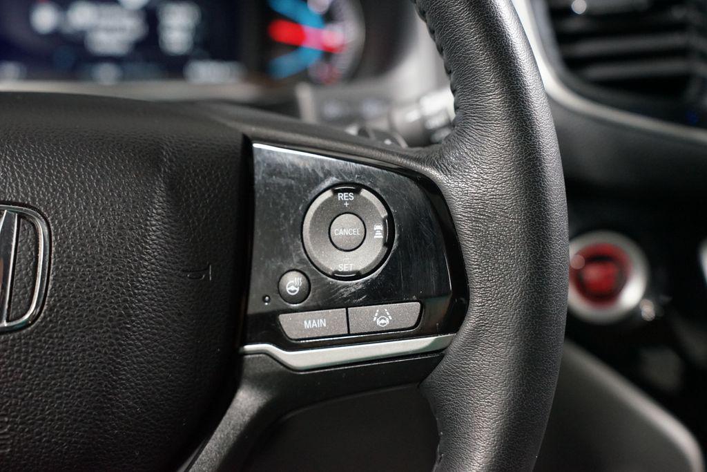 used 2021 Honda Pilot car, priced at $31,980