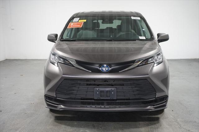 used 2023 Toyota Sienna car, priced at $41,480