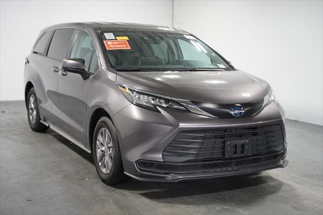 used 2023 Toyota Sienna car, priced at $41,480