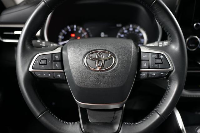 used 2023 Toyota Highlander car, priced at $39,980