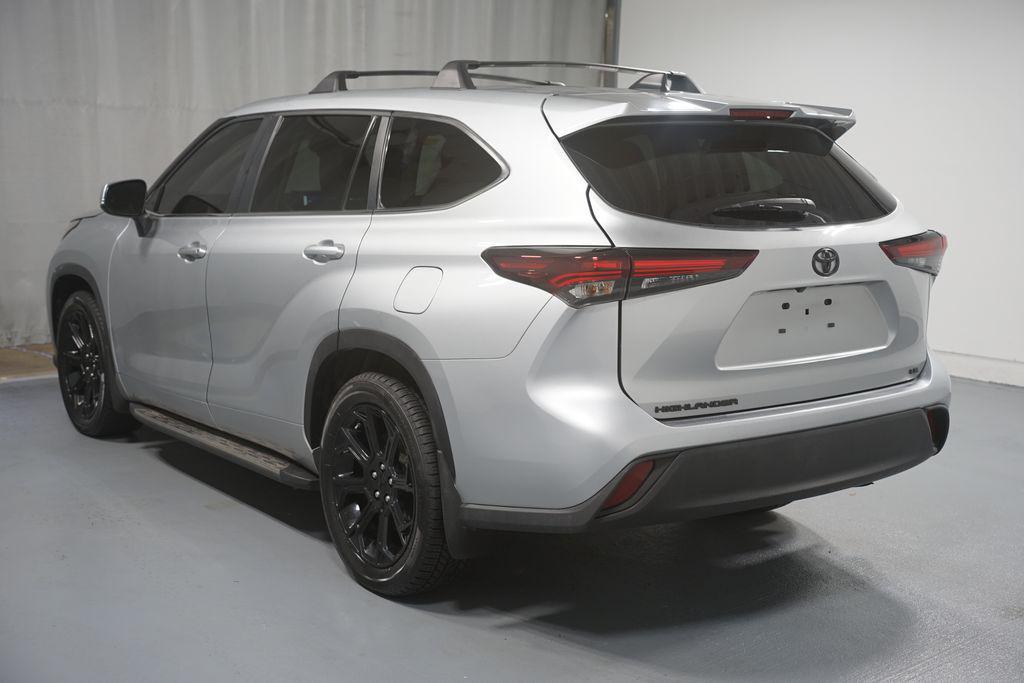 used 2024 Toyota Highlander car, priced at $38,480