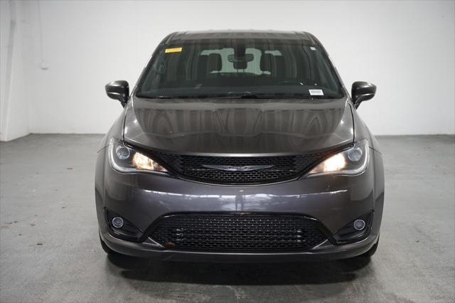 used 2020 Chrysler Pacifica car, priced at $11,980