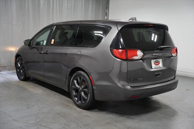 used 2020 Chrysler Pacifica car, priced at $11,980