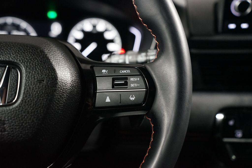 used 2025 Honda Pilot car, priced at $37,480