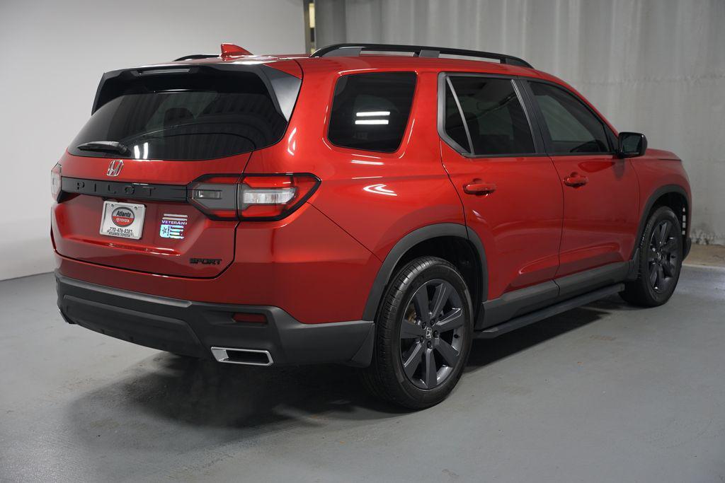 used 2025 Honda Pilot car, priced at $37,480