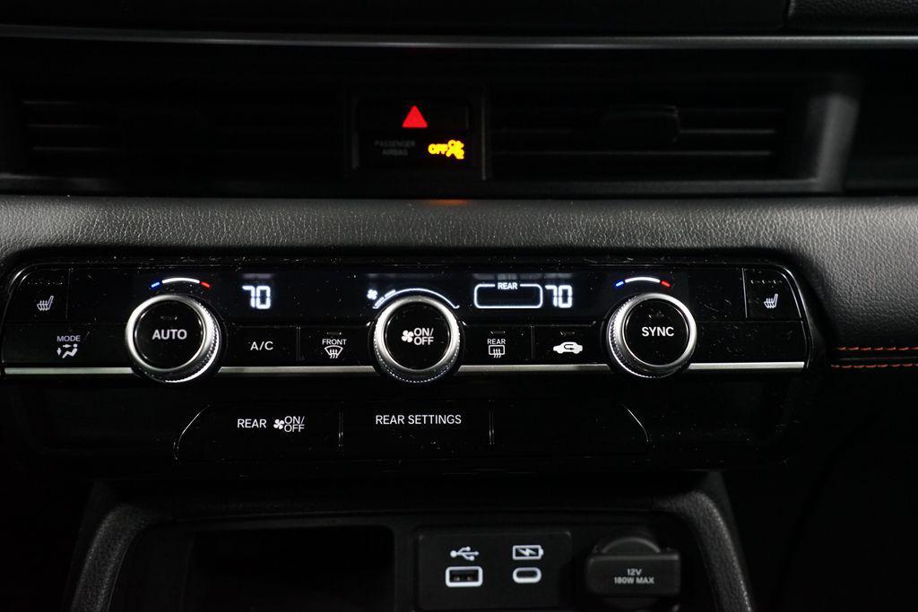 used 2025 Honda Pilot car, priced at $37,480