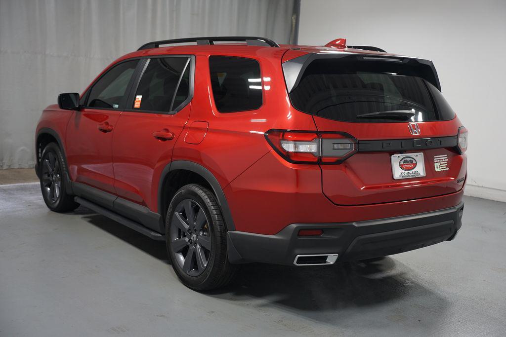 used 2025 Honda Pilot car, priced at $37,480