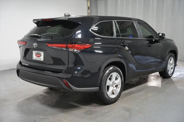 used 2023 Toyota Highlander car, priced at $35,480