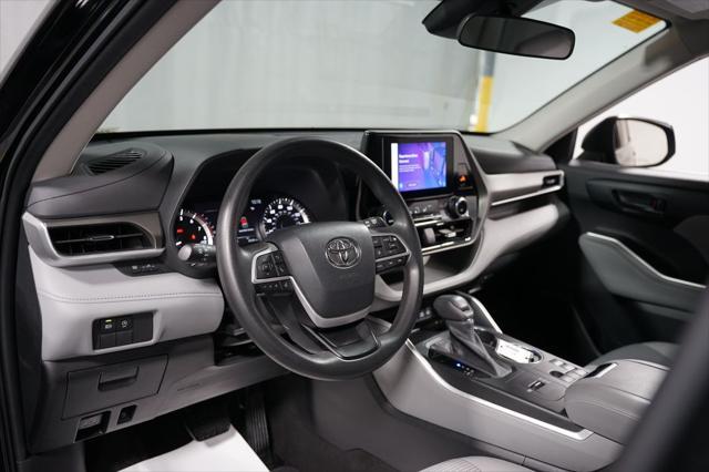 used 2023 Toyota Highlander car, priced at $35,480