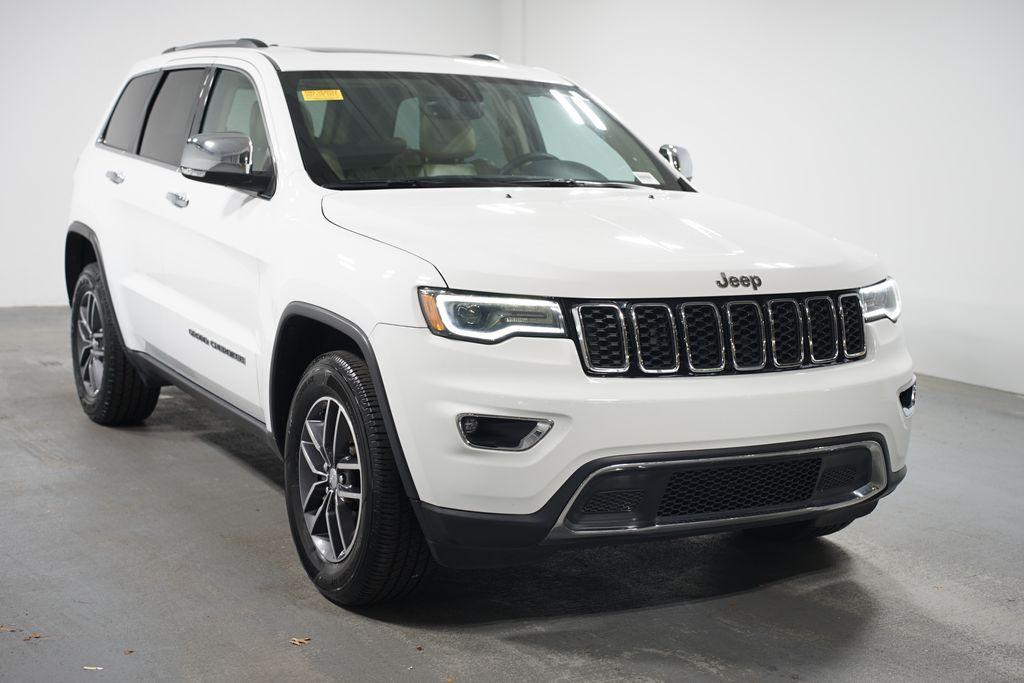 used 2017 Jeep Grand Cherokee car, priced at $15,880
