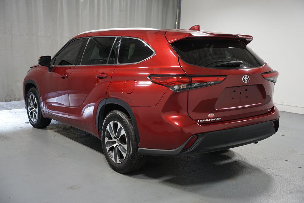 used 2022 Toyota Highlander car, priced at $29,980
