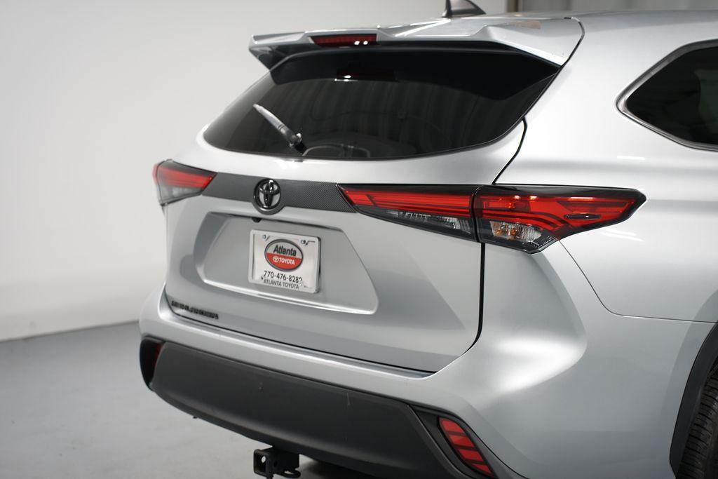 used 2023 Toyota Highlander car, priced at $30,480