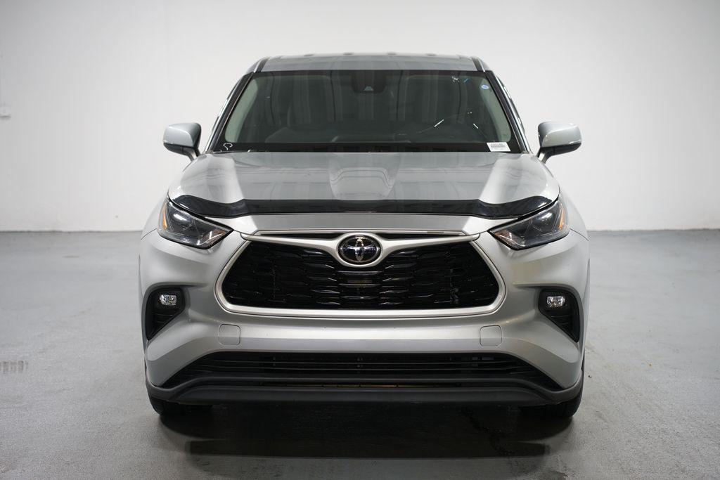used 2023 Toyota Highlander car, priced at $30,480