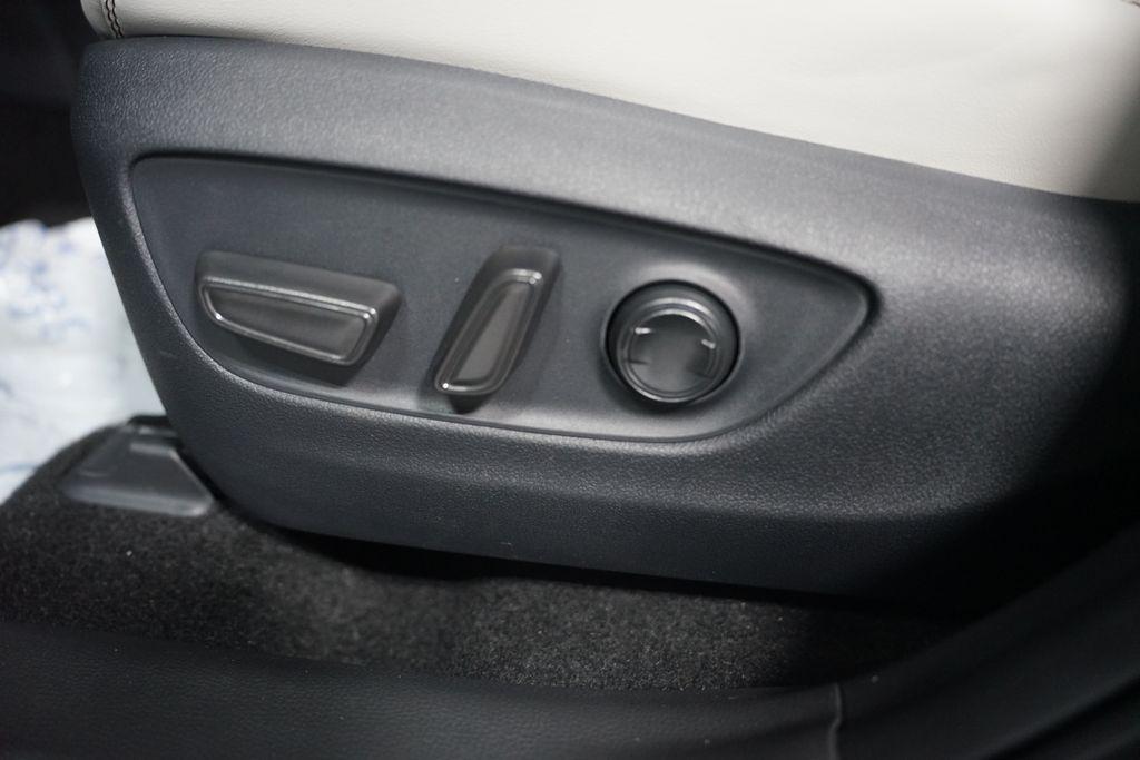 new 2025 Toyota RAV4 car, priced at $39,620