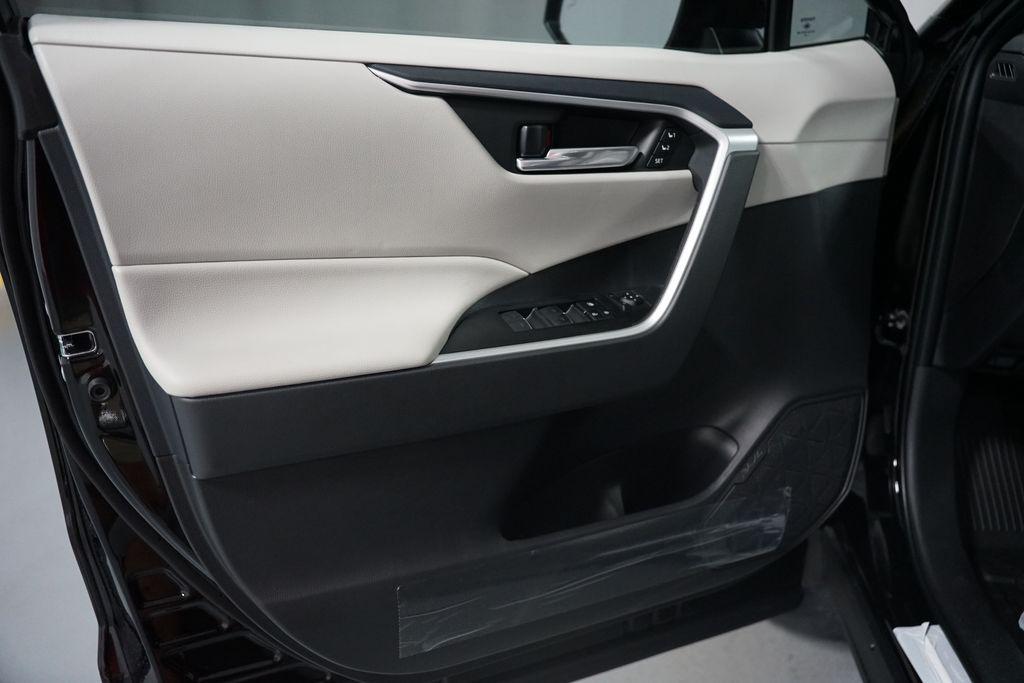 new 2025 Toyota RAV4 car, priced at $39,620